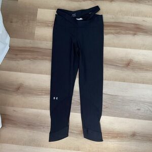 Under Armour Black Leggings Full-Length Fit Cutout Waist | women’s M | athletic